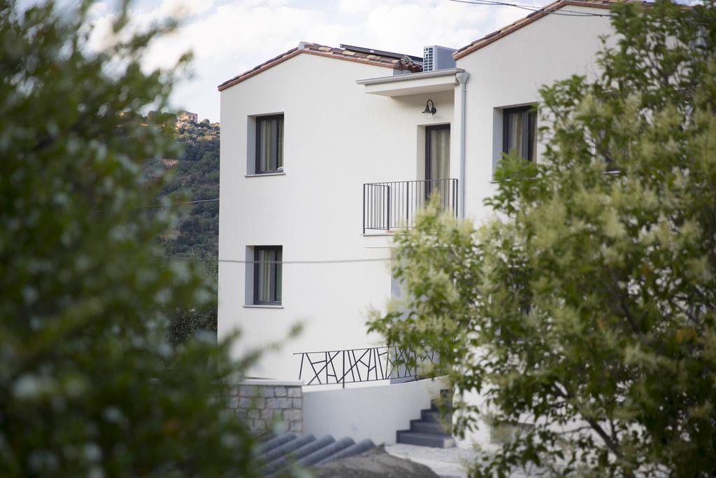 Hotel Quinto Tronco Elini Exteriér fotografie